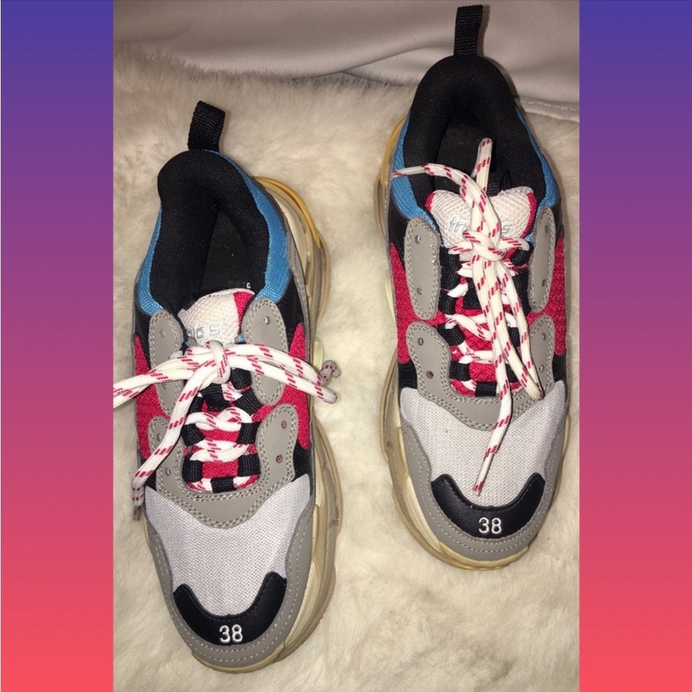 Balenciaga Triple S in gray red and blue size 38